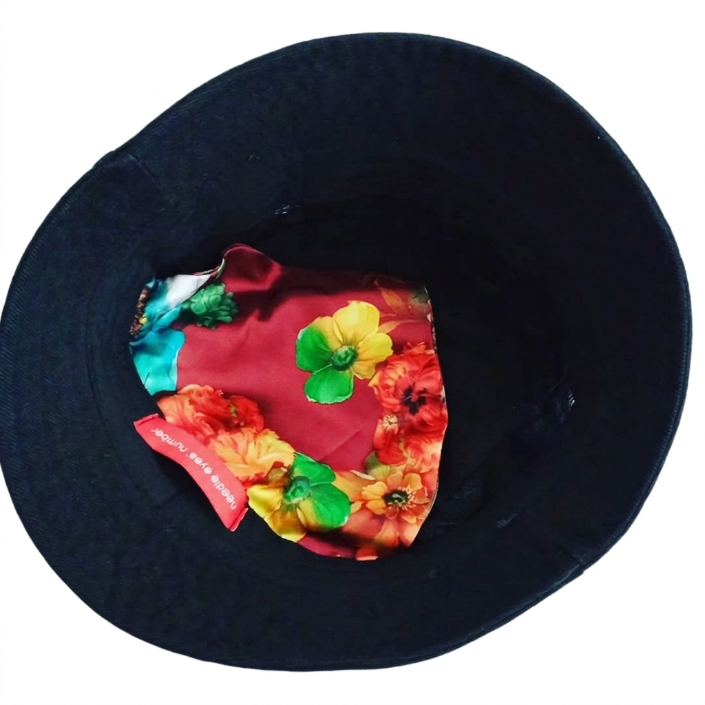 needle eyes' number black denim bucket hat